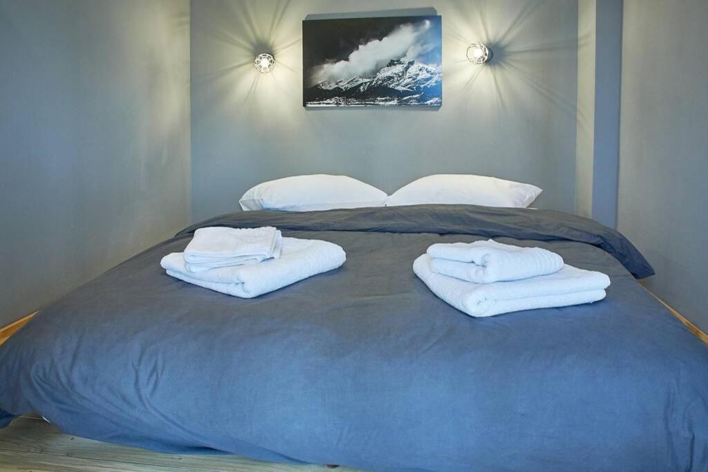 Art Luxury Designer Apartment ดรามา ภายนอก รูปภาพ
